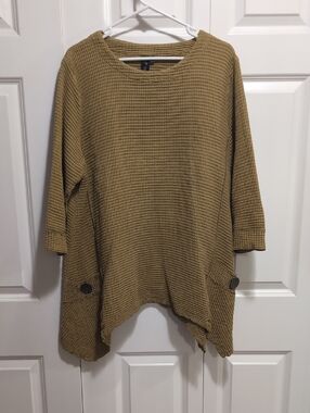 Textured Tunic Sweater in Mustard
